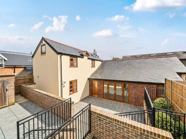 House for sale in Aldershot, Hampshire