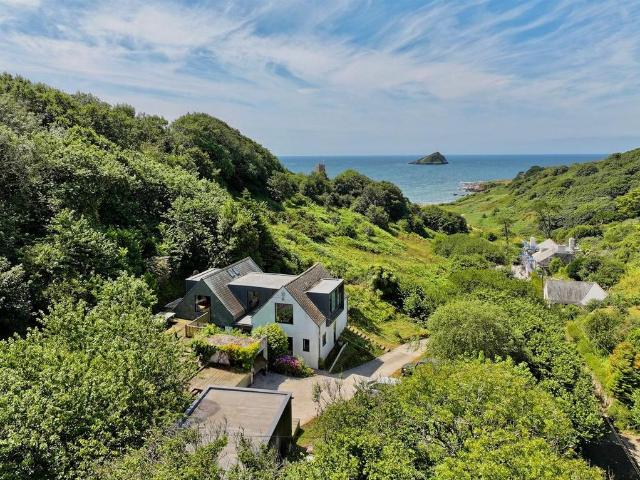 House for sale in Strode, Devon