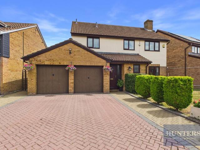 House for sale in Golden Valley, Gloucestershire