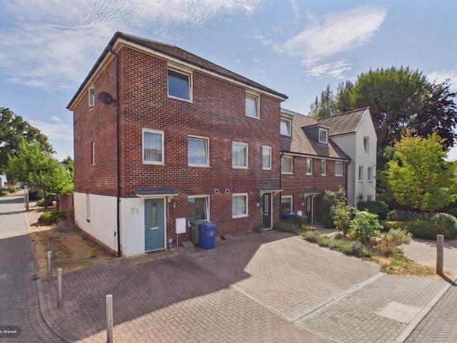 House for sale in Maybush, City Of Southampton