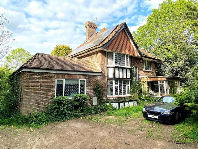 House for sale in Cooden, Heathlands