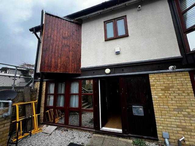 House for sale in Midway, Kent