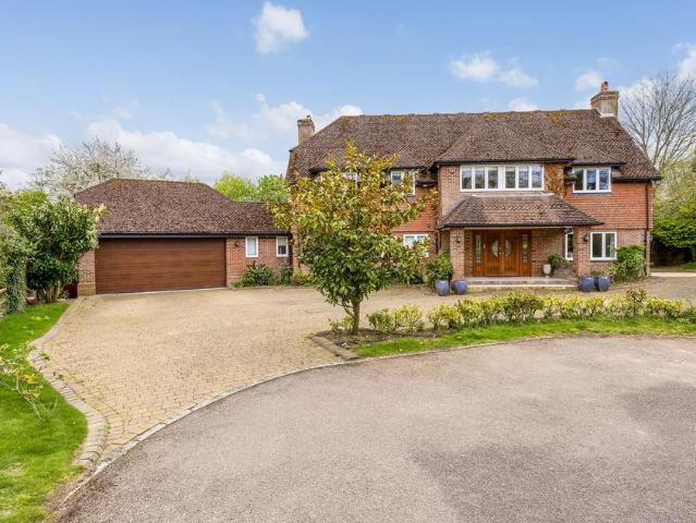 House for sale in Thundridge, East Hertfordshire