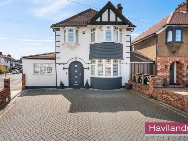 House for sale in Edmonton, Greater London