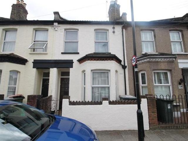 House for sale in Plaistow, Greater London