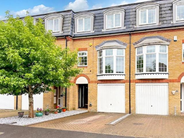 House for sale in Rustington, Clapham
