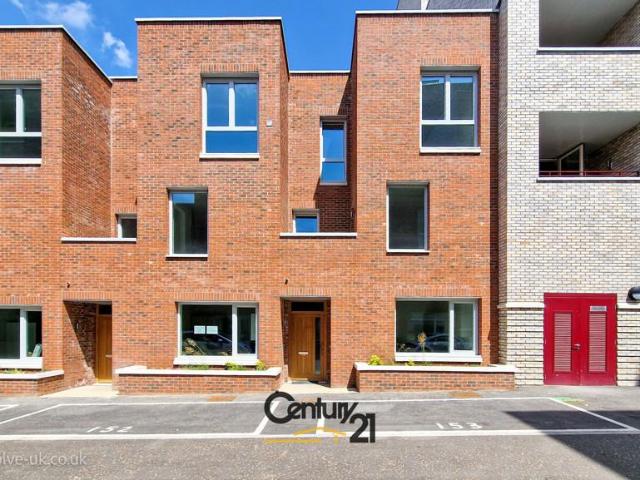 House for sale in Fielders Quarter, Greater London