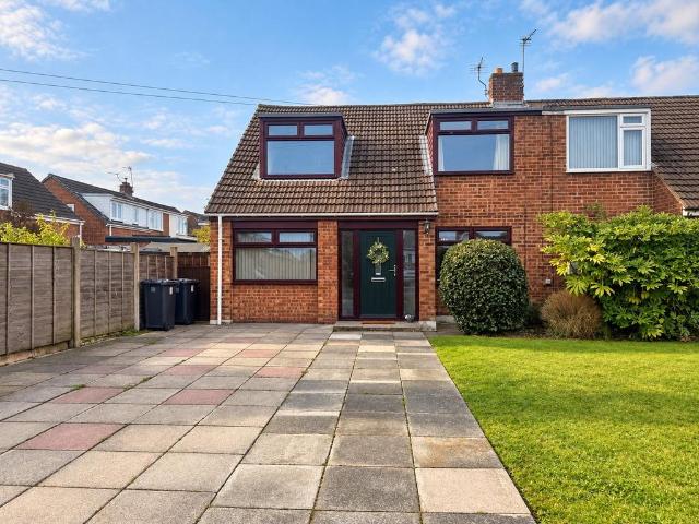 House for sale in Moss Side, Sefton