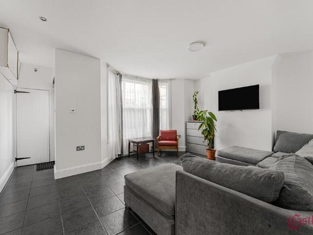 House for sale in Homerton, Greater London