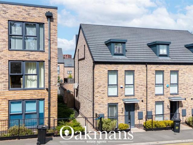 House for sale in Digbeth, West Midlands