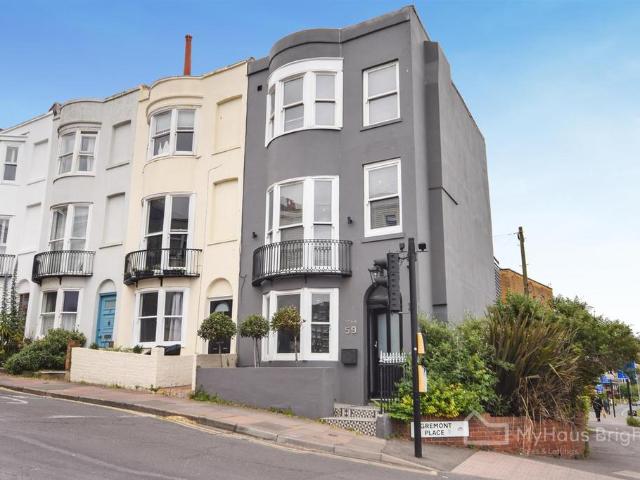 House for sale in Queen's Park, Brighton & Hove
