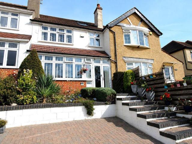 House for sale in Red Hill, Surrey