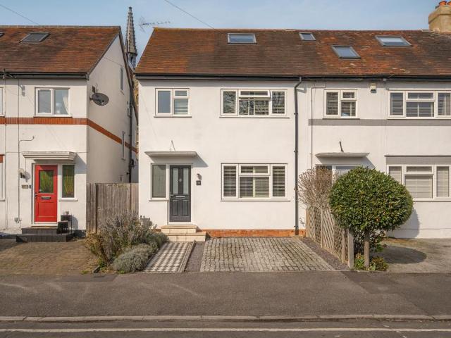 House for sale in Clewer Village, Windsor