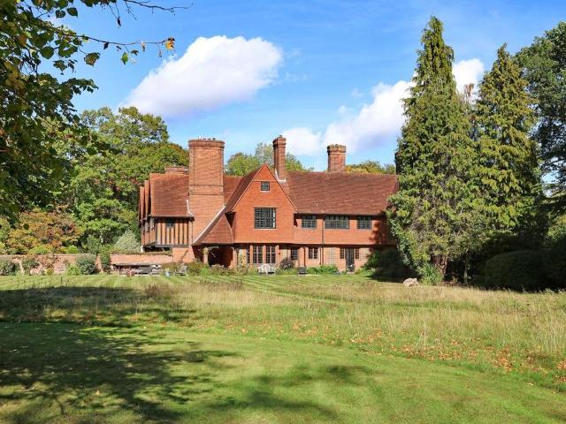 House for sale in Beeches Community Board, Wooburn Green