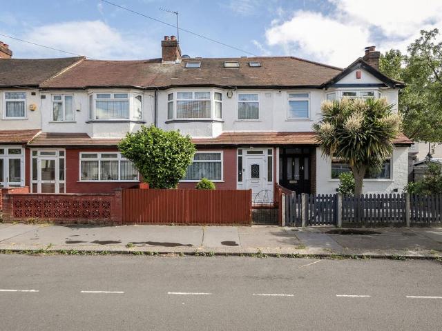 House for sale in London Borough of Croydon, Thornton Heath