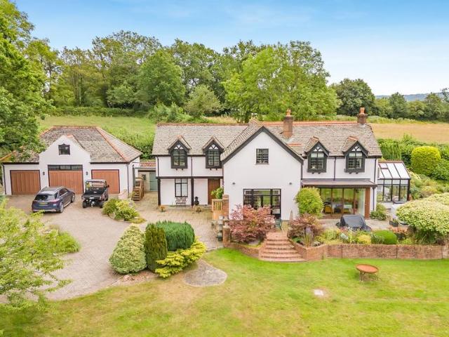 House for sale in Gwehelog, Wales