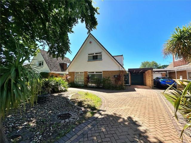 House for sale in Walkford, Highcliffe-on-Sea