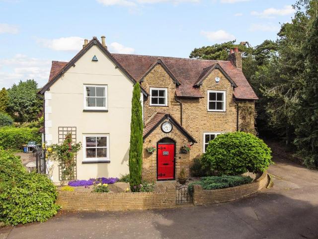 House for sale in Broxbourne, Hertfordshire