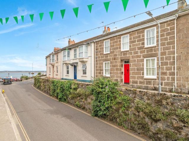 House for sale in Penbeagle, Cornwall