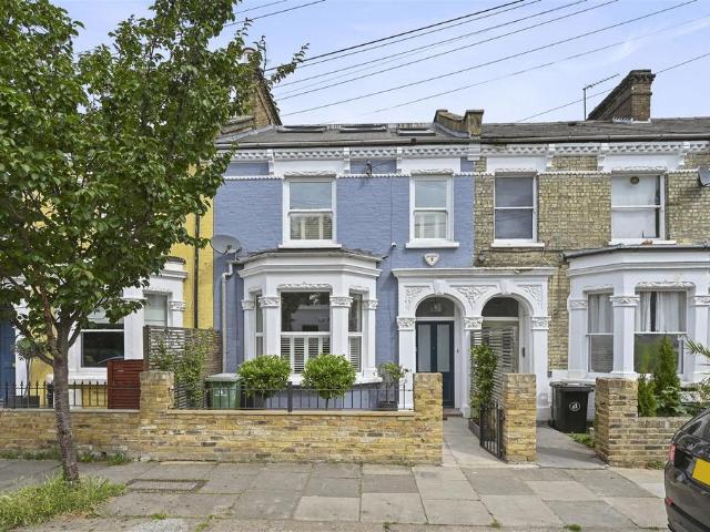 House for sale in Shepherd's Bush, Greater London