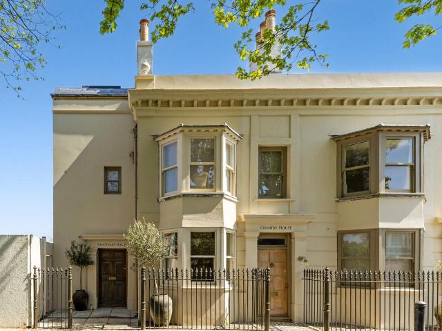 House for sale in Fishersgate, West Sussex