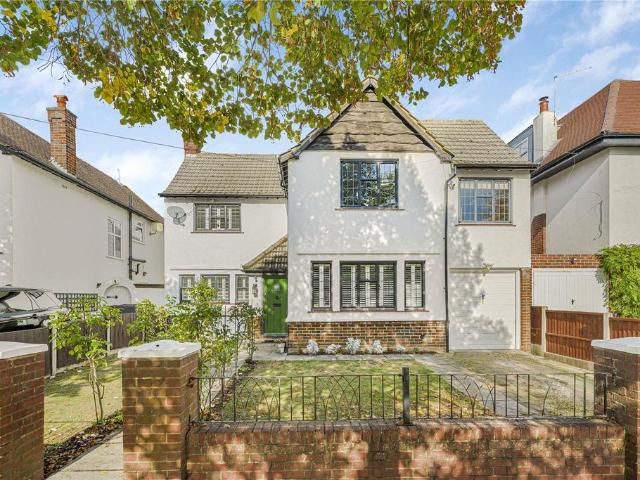 House for sale in London Borough of Richmond upon Thames, Greater London