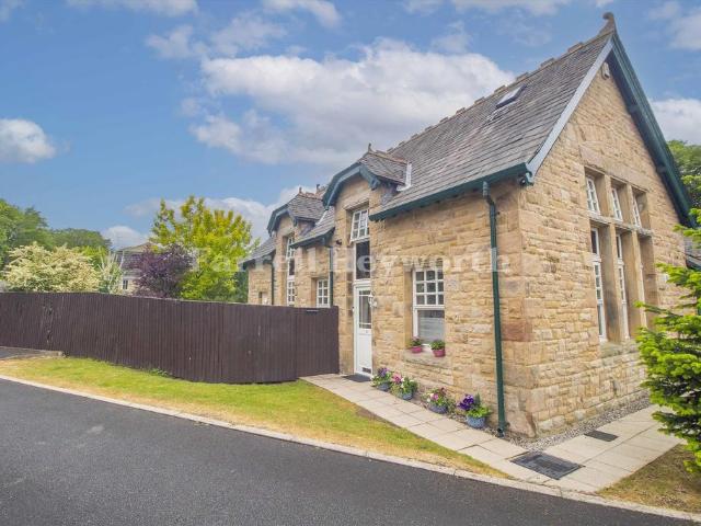 House for sale in Bulk, Bare