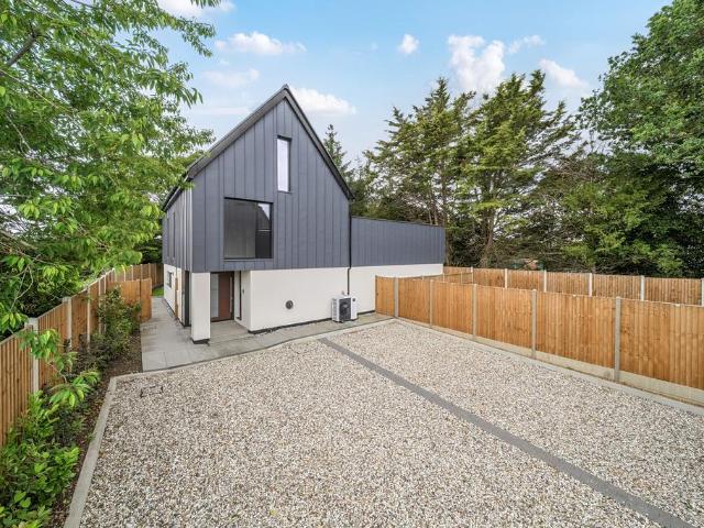 House for sale in Westfield, Woking