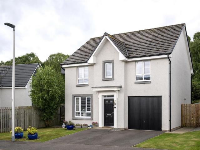 House for sale in Lentran, Scotland