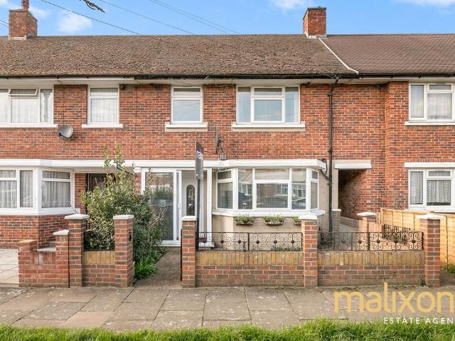 House for sale in London Borough of Merton, Mitcham