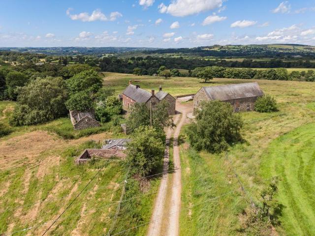 House for sale in Kingsley Moor, Staffordshire