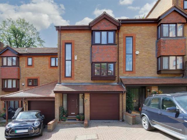House for sale in London Borough of Islington, Greater London