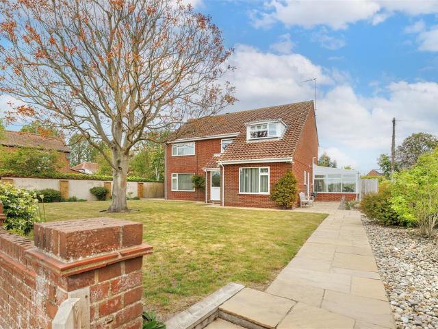 House for sale in Eastbridge, Suffolk