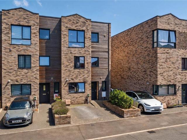 House for sale in Haddon, East Midlands