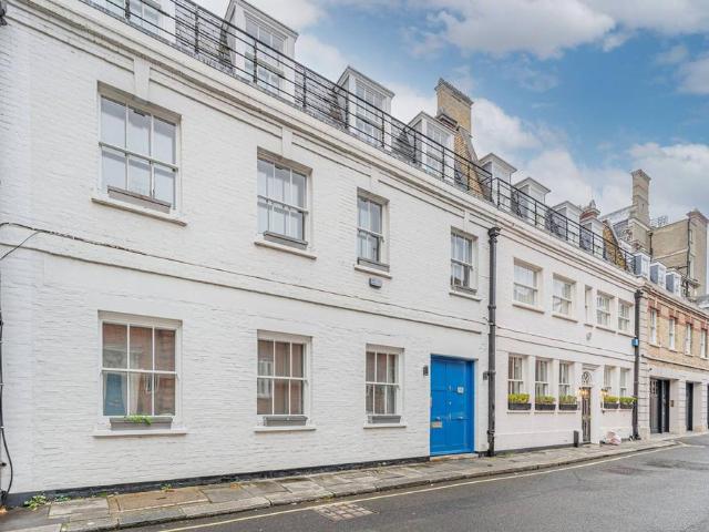 House for sale in Belgravia, Greater London