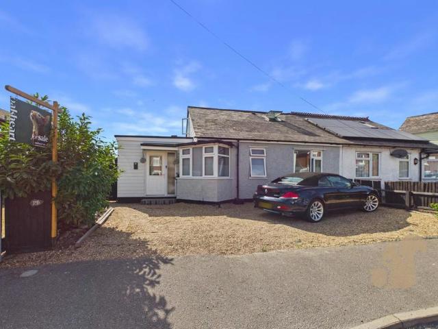 House for sale in Fordham Heath, Essex