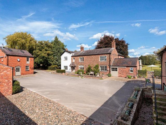 House for sale in Siddington, Lower Withington