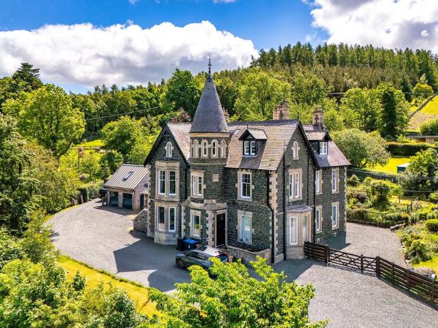 Flat for sale in Kingsmuir, Peebles