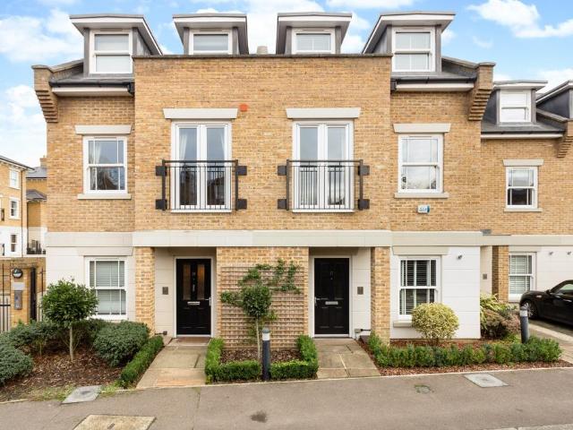 House for sale in Clewer Village, Windsor