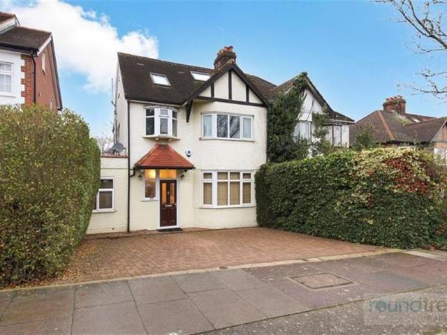 House for sale in Hendon, Greater London