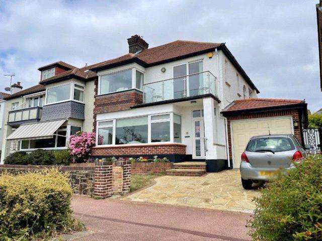 House for sale in Alton Barnes, Essex