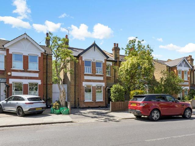 House for sale in Dulwich, Greater London
