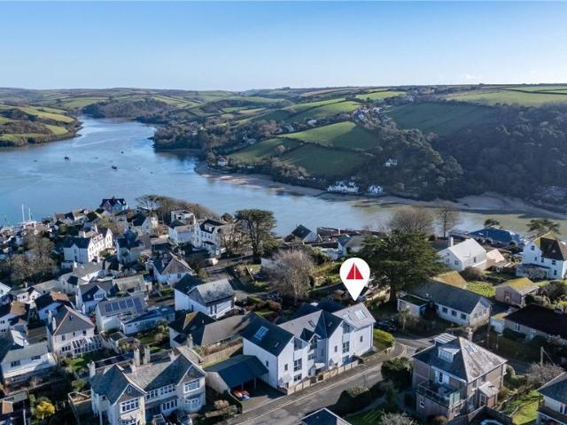 House for sale in Strode, Devon