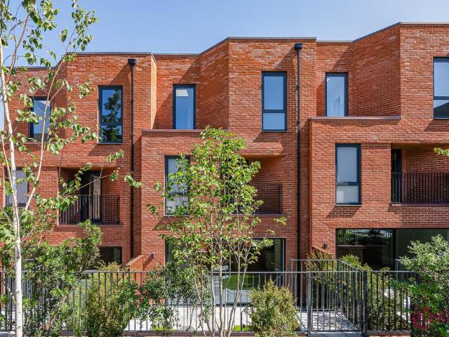 House for sale in Hornsey, Greater London