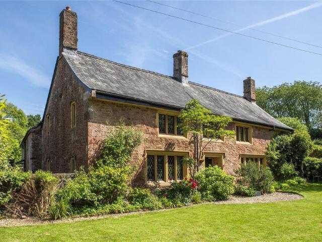 House for sale in Halse, Fitzhead