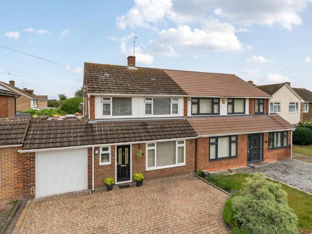 House for sale in Dedworth, Windsor