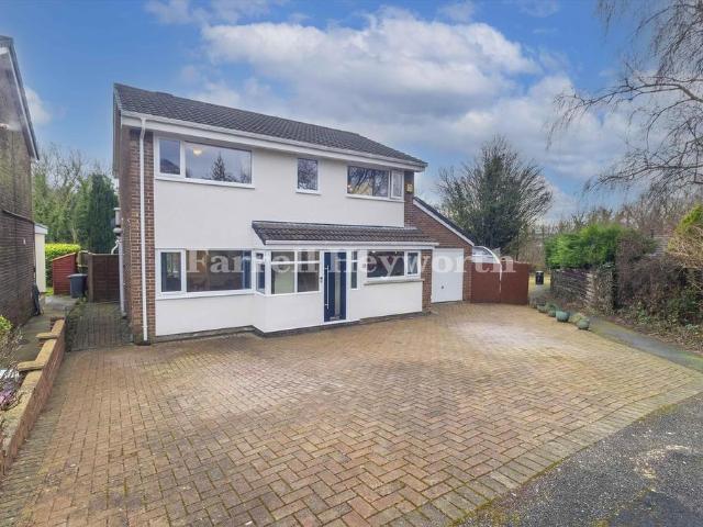House for sale in Carnforth, Bare