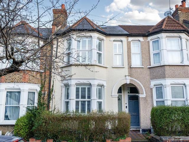 House for sale in London Borough of Lewisham, Greater London