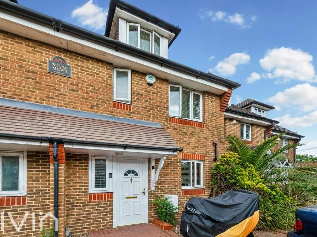 House for sale in London Borough of Croydon, Greater London
