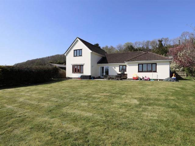 House for sale in Penllyn, Wales